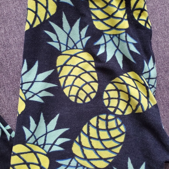 Pineapple lularoe leggings - Picture 2 of 3